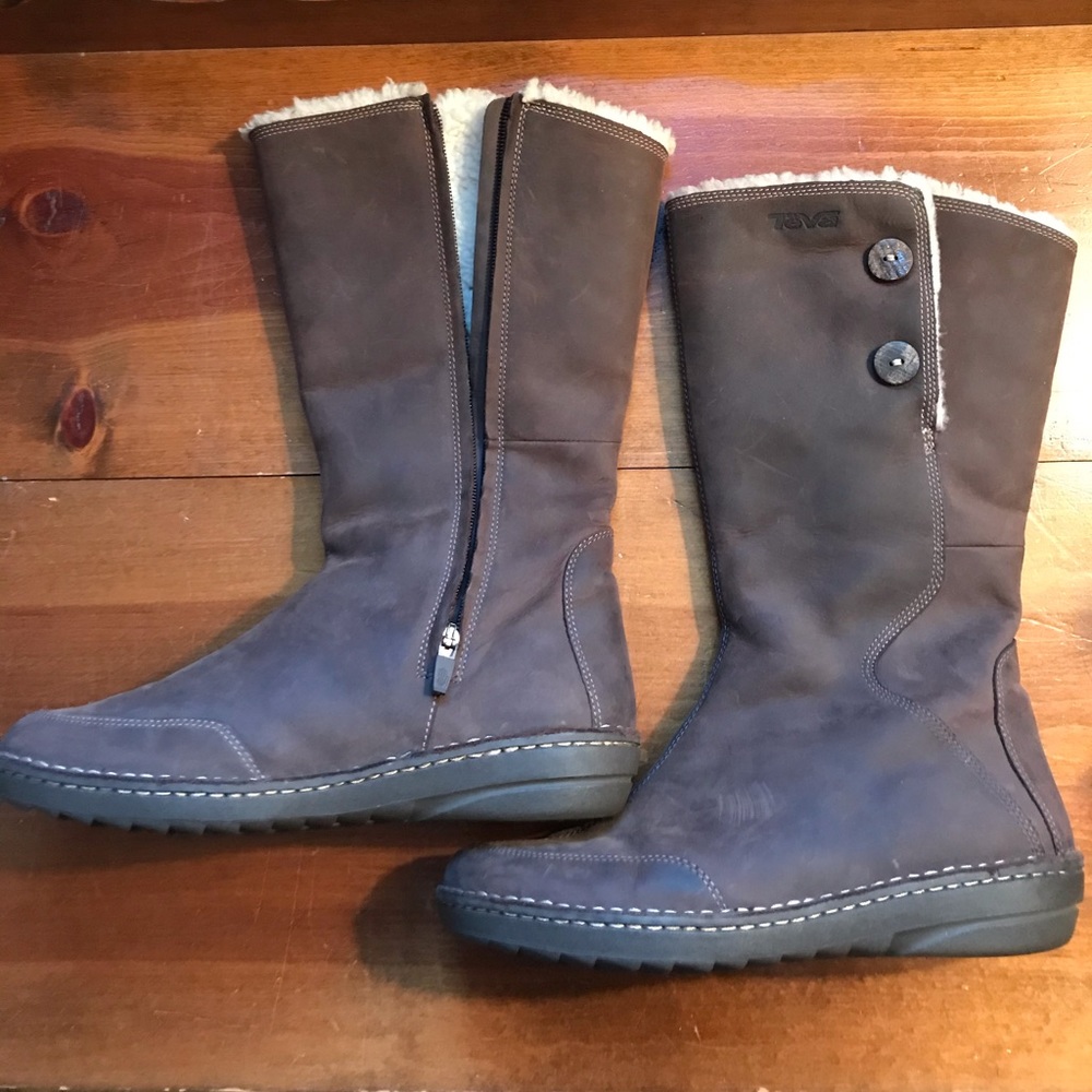 Winter boots